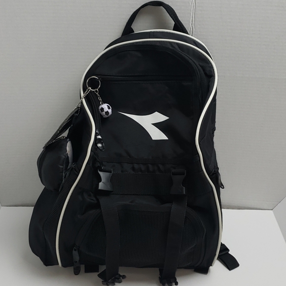 diadora soccer backpack